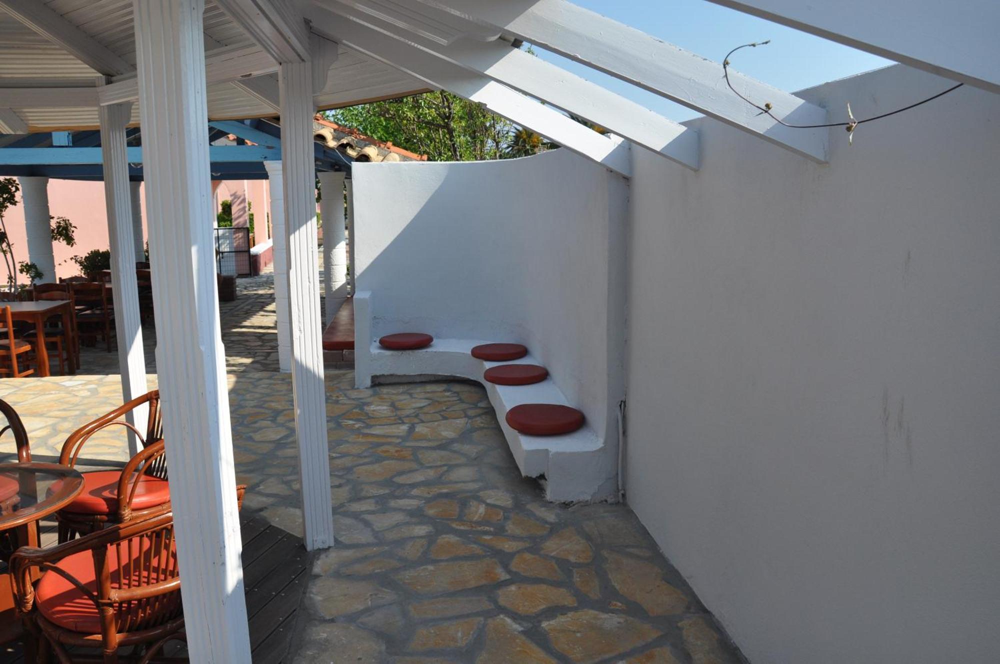 Tassos Apartments Corfu  Ngoại thất bức ảnh