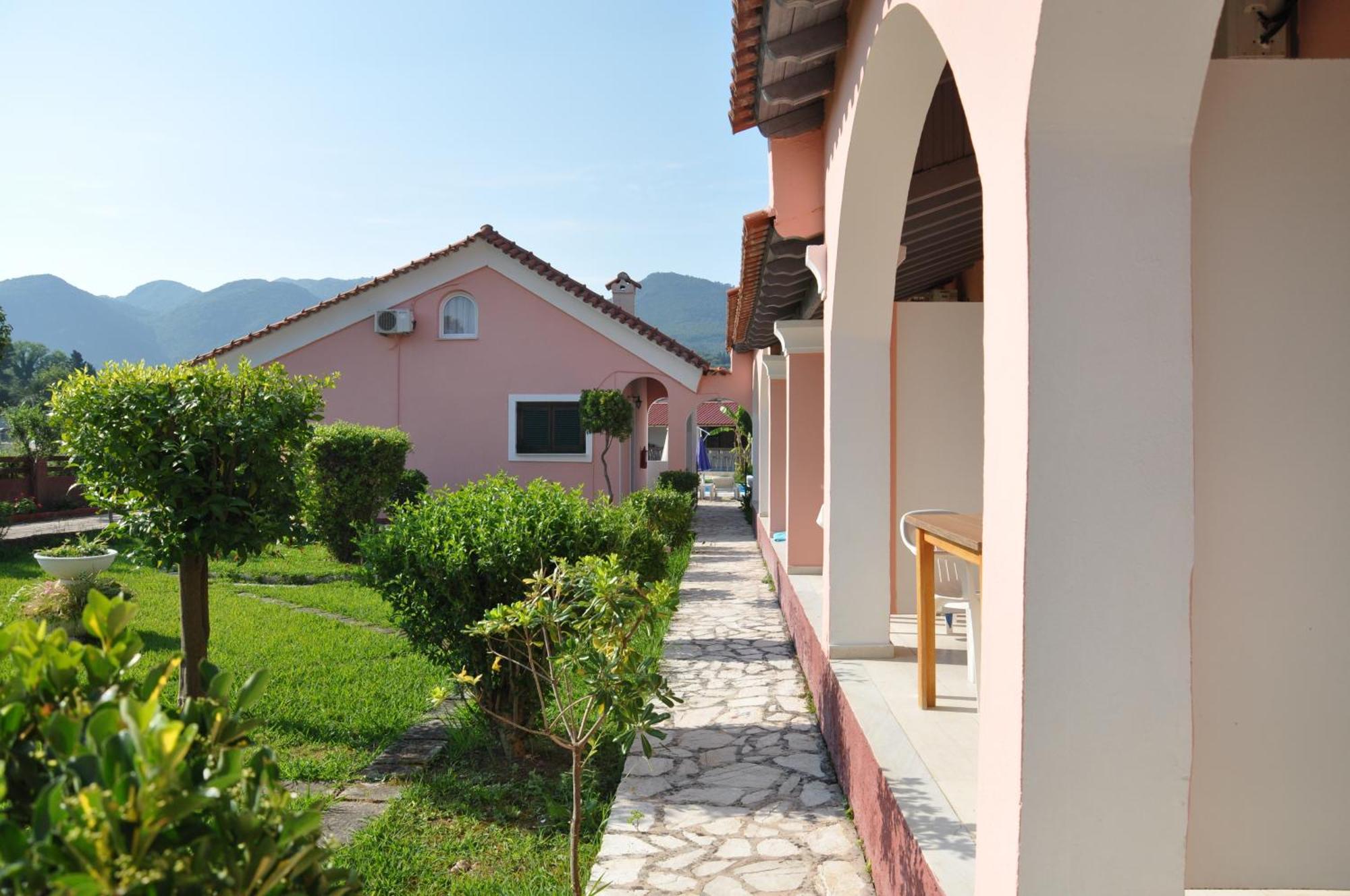 Tassos Apartments Corfu  Ngoại thất bức ảnh